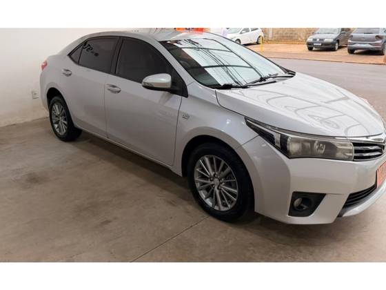 TOYOTA COROLLA 2.0 XEI 16V FLEX 4P AUTOMÁTICO TOYOTA COROLLA 2.0 XEI 16V FLEX 4P AUTOMÁTICO